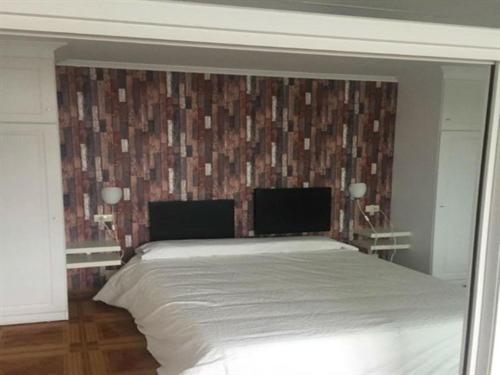 Hotel Corcubion Playa De Quenxe Ruang foto